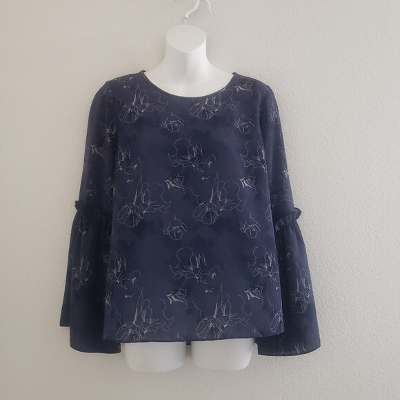 Saks Fifth Avenue Floral Top Small Bell Sleeves Navy Blue Boho Ruffles - Picture 1 of 9